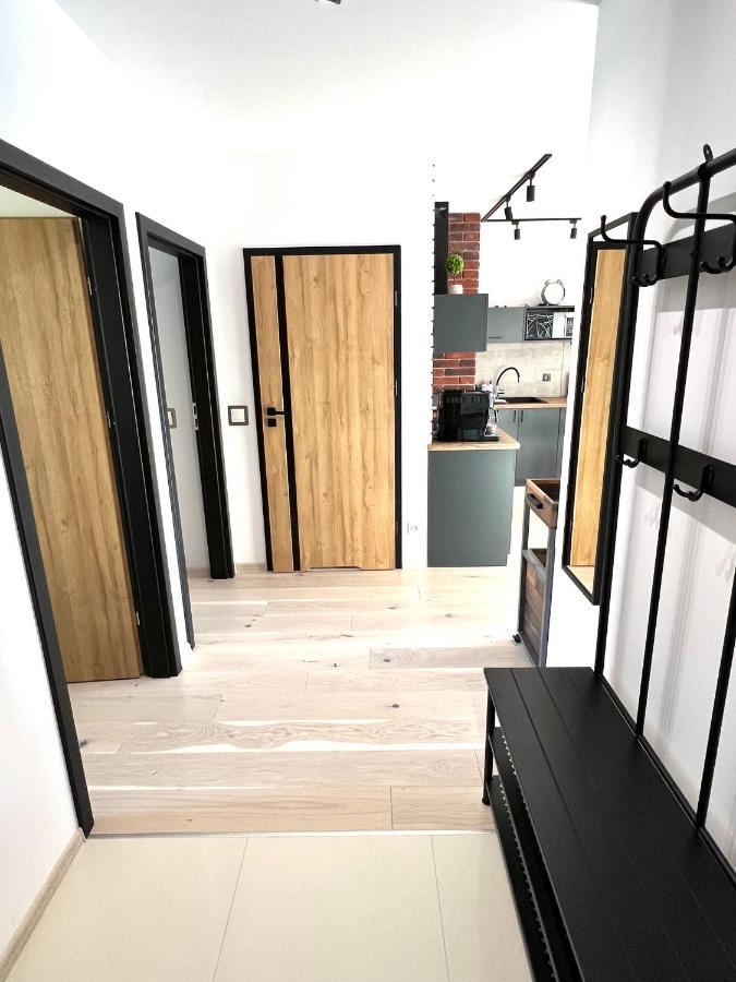 Warsaw Downtown View 3 Rooms 60M2+ Free Garage 2Km Old Town Metro 9Min Tram Buitenkant foto